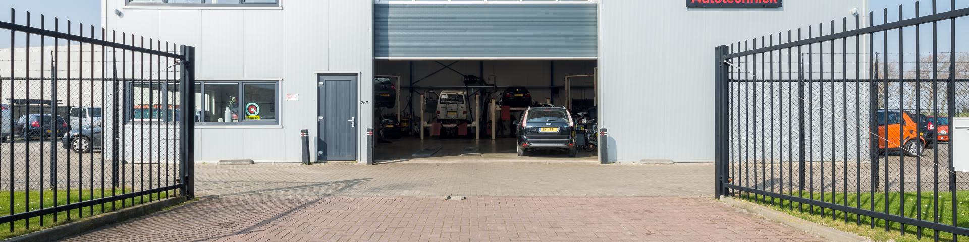 info@louwerseautotechniek.com